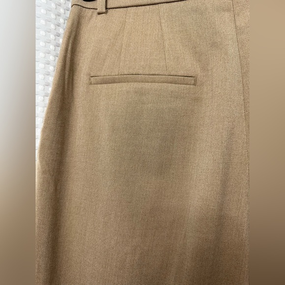 H&M Pleated Dress Pant in Camel - Picture 3 of 3